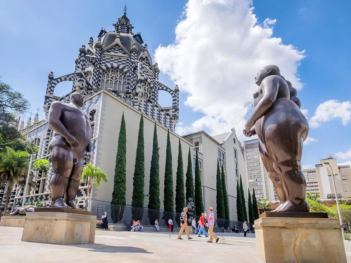 Plaza Botero