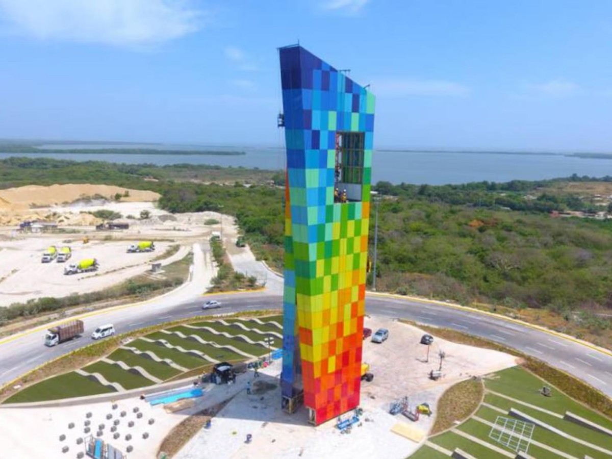 MONUMENTO VENTANA AL MUNDO