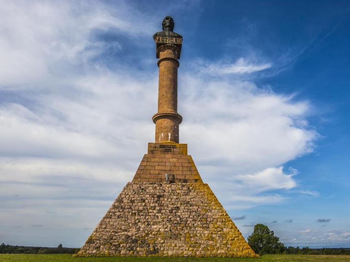 Meseta de Artigas