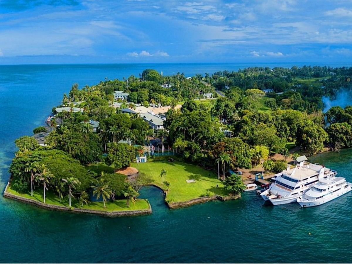 Madang Resort