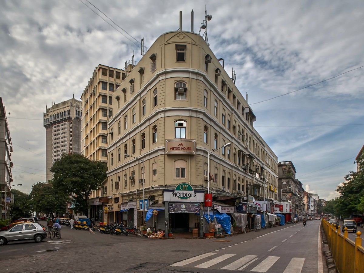Colaba Causeway