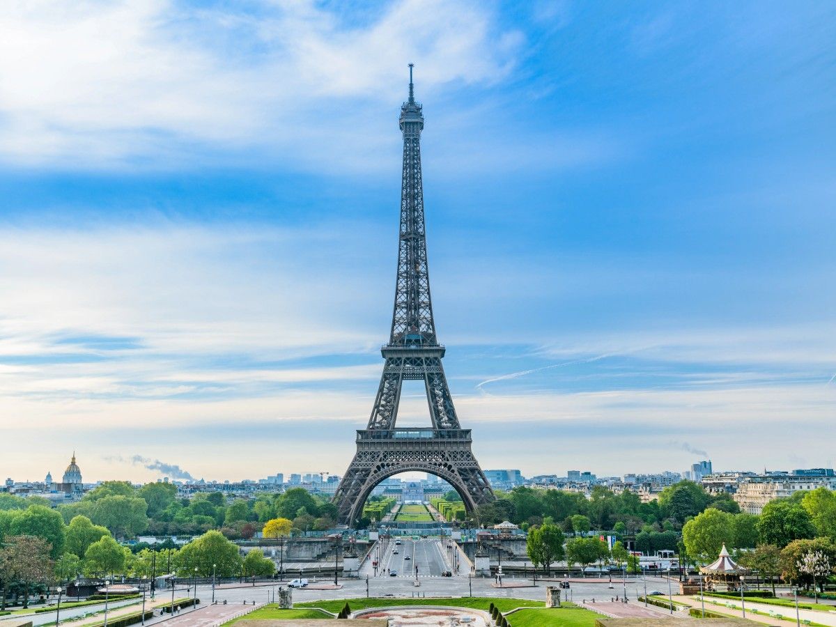 The Eiffel Tower - a must-see in your lifetime!