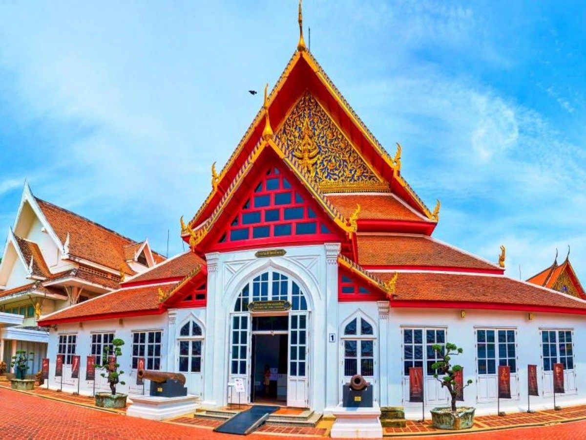 Learning History with Children: Tips for Visiting the Bangkok National Museum with Kids