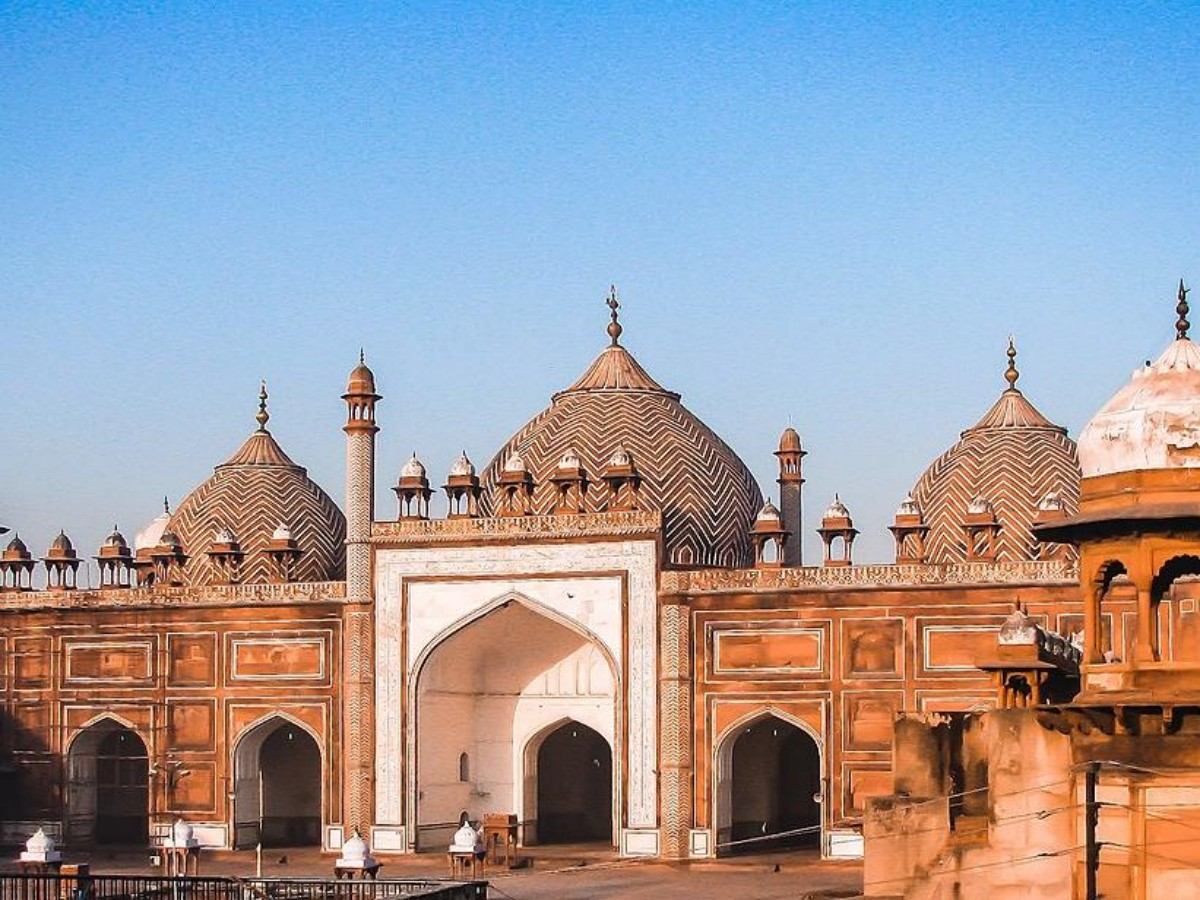 Jama Masjid Guide: Experience the Charm of Religious Culture and Architecture