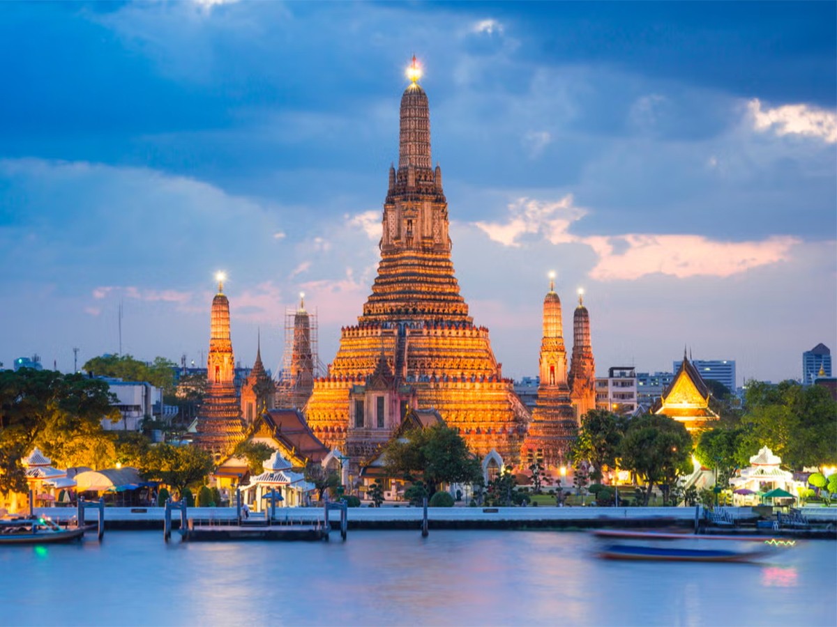 The Grand Palace in Bangkok: The Shining Pearl of Siam