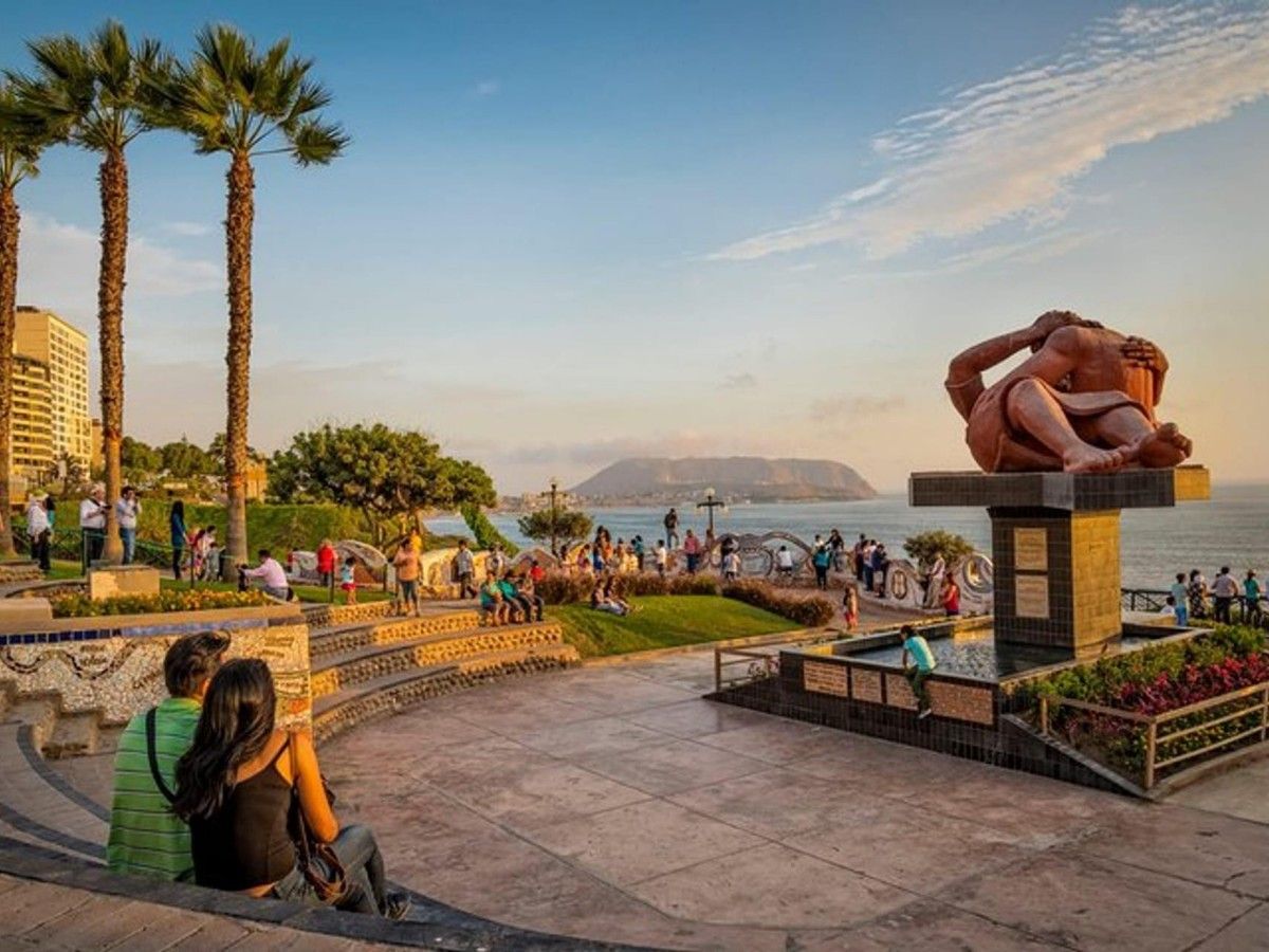 A seaside paradise where modernity meets history
