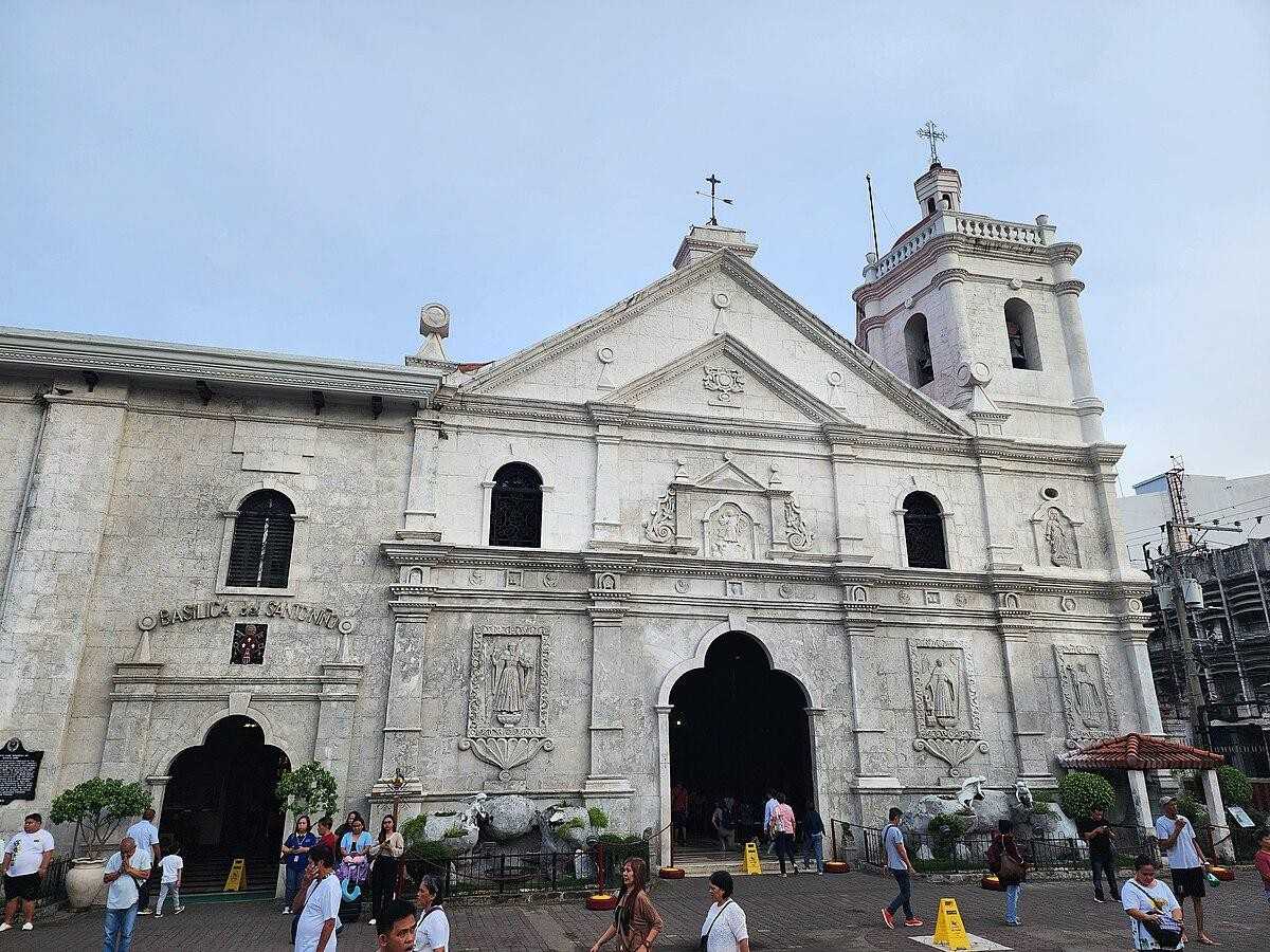How much do you know about Basilica of the Holy Child?