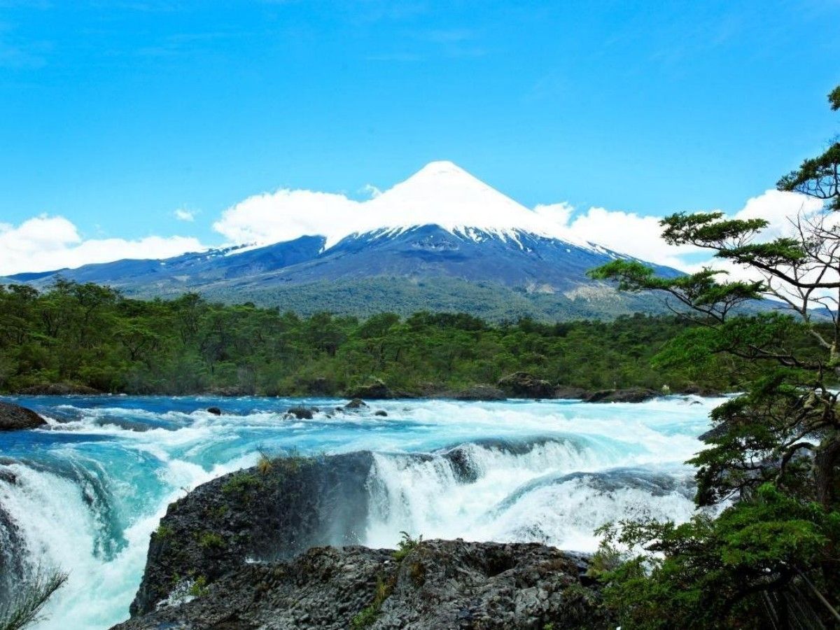 Waterfall Footbath Permit: How to Play in the Water Legally in the Petrohué River