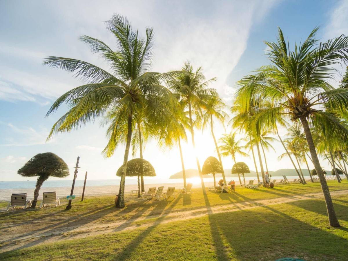 Pantai Cenang: Things you must know before you go!