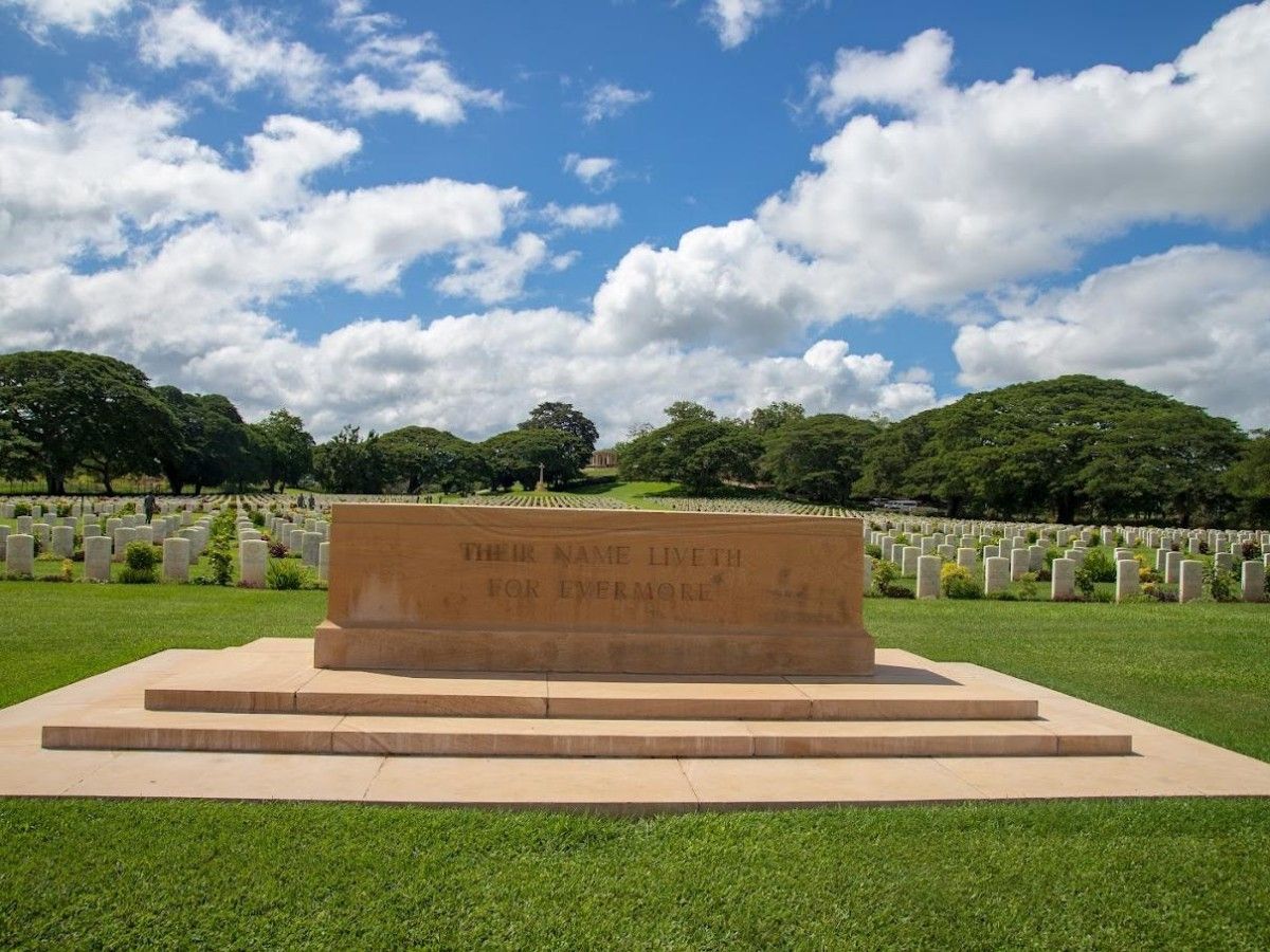 Why is Bomana War Cemetery so famous?