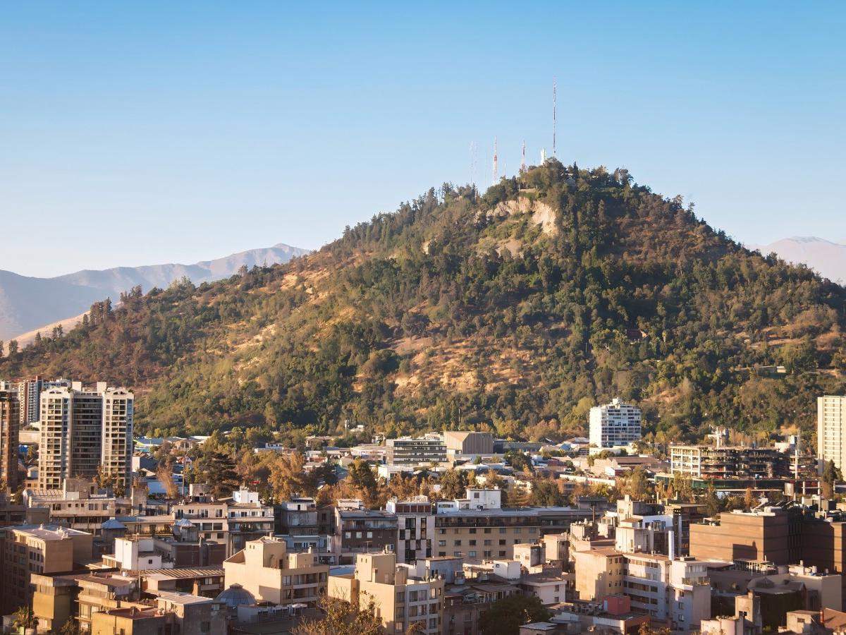 Through the clouds, the beauty of Cerro San Cristóbal
