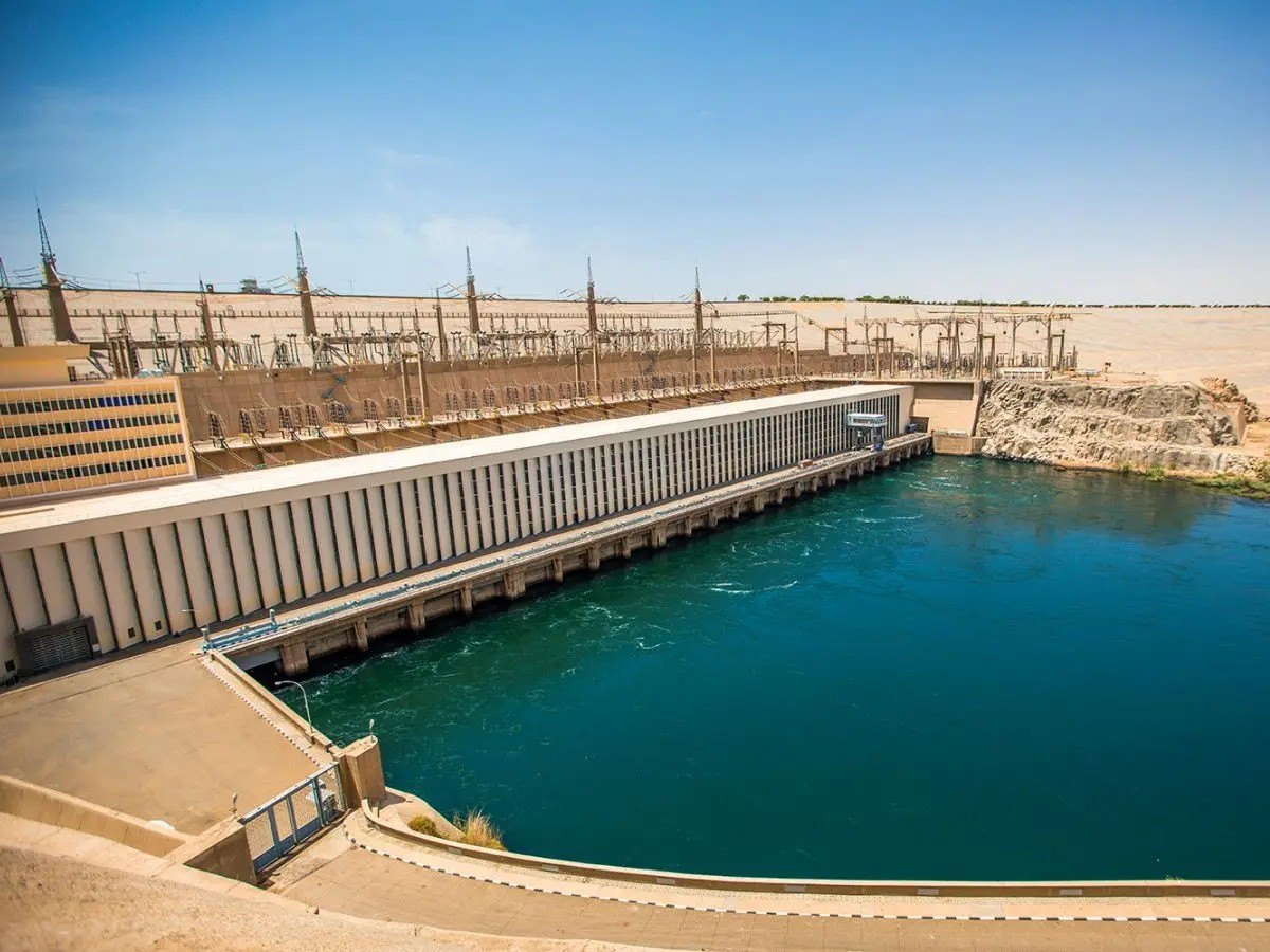 The "brake" of the Nile: How do humans lock Africa's longest river with concrete?