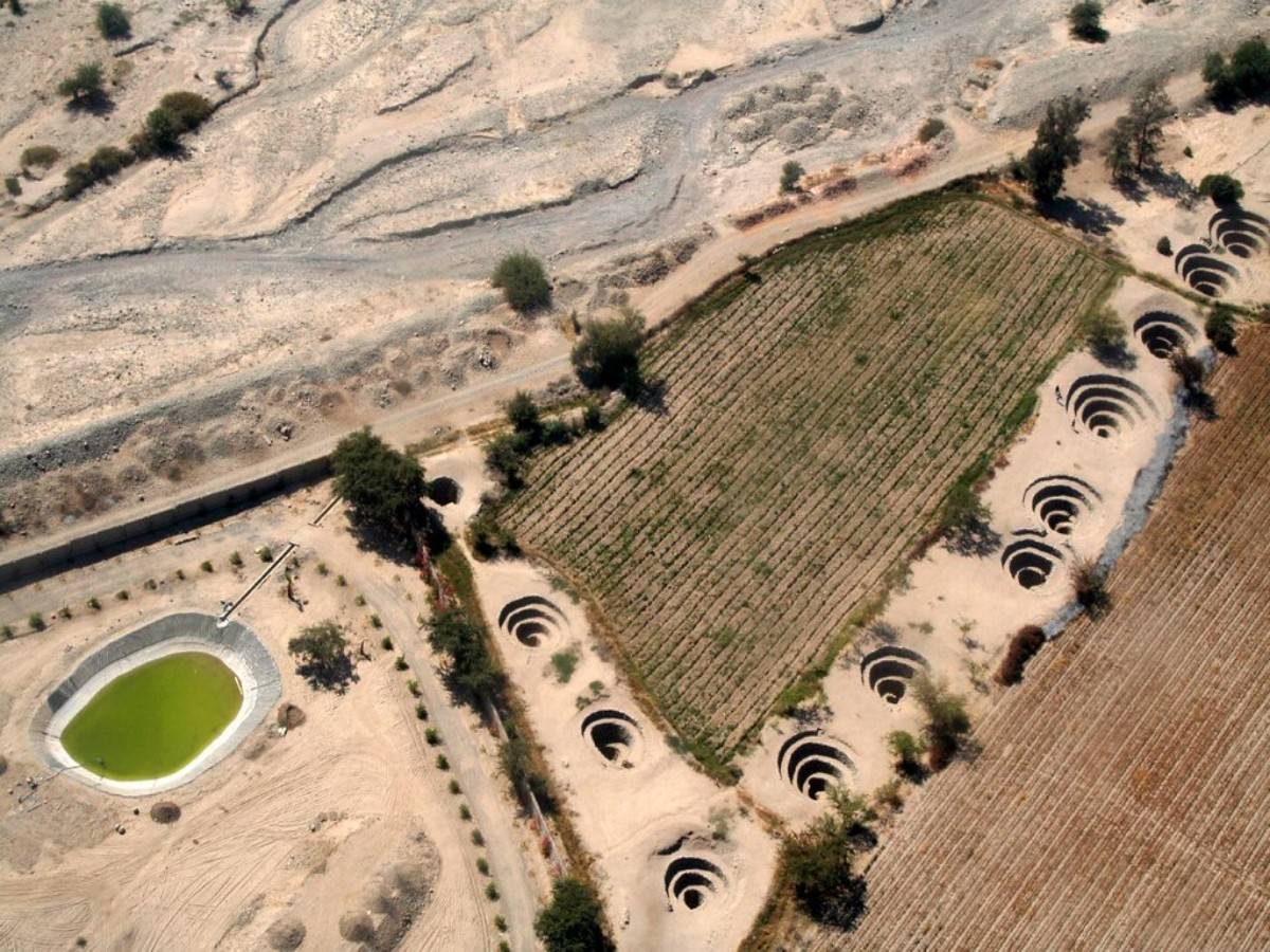The Fountain of Life in the Desert - Cantalloc Aqueducts Engineering Miracle!