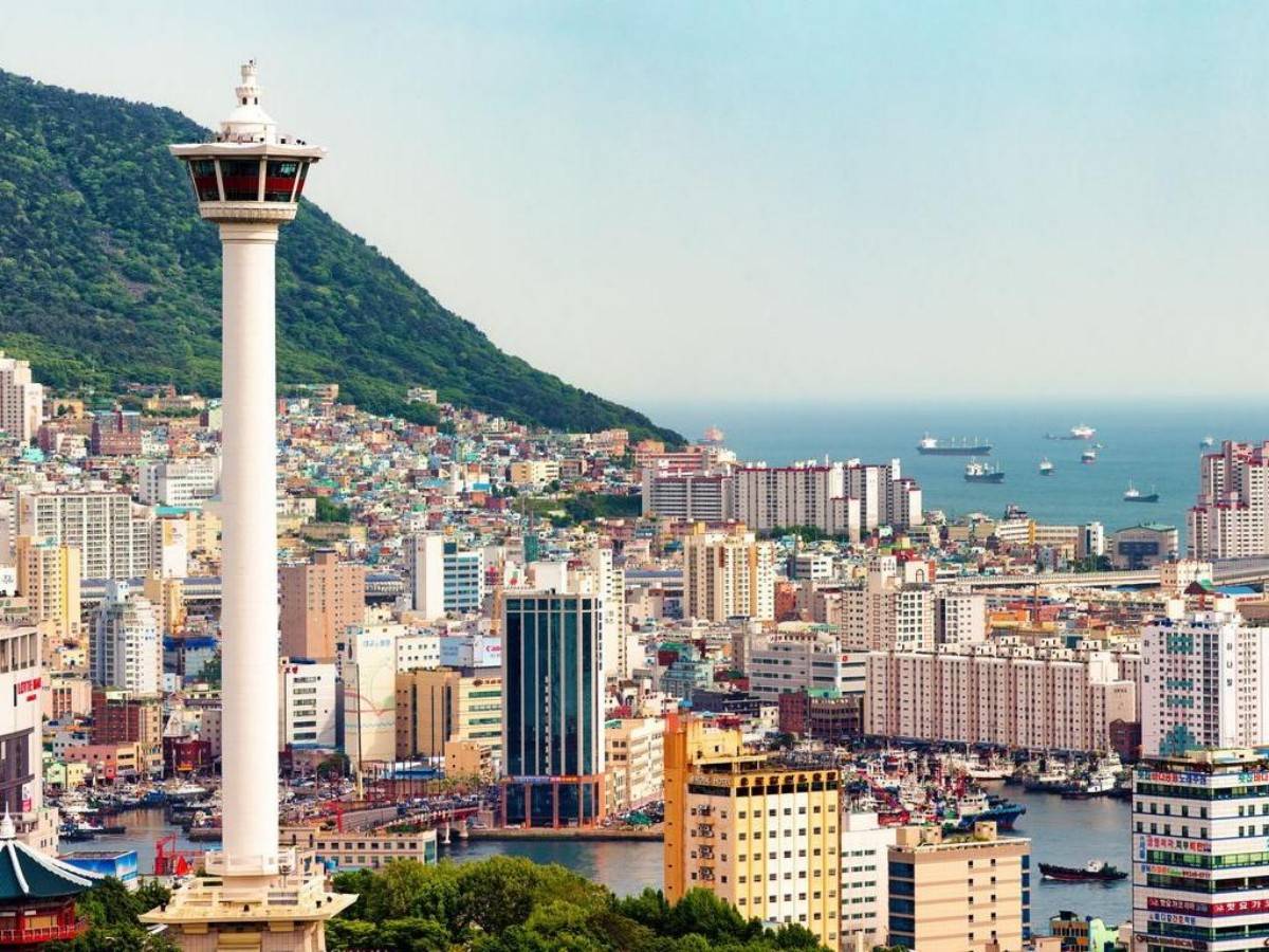 Busan Tower: The Best Viewpoint Overlooking the Beauty of the City