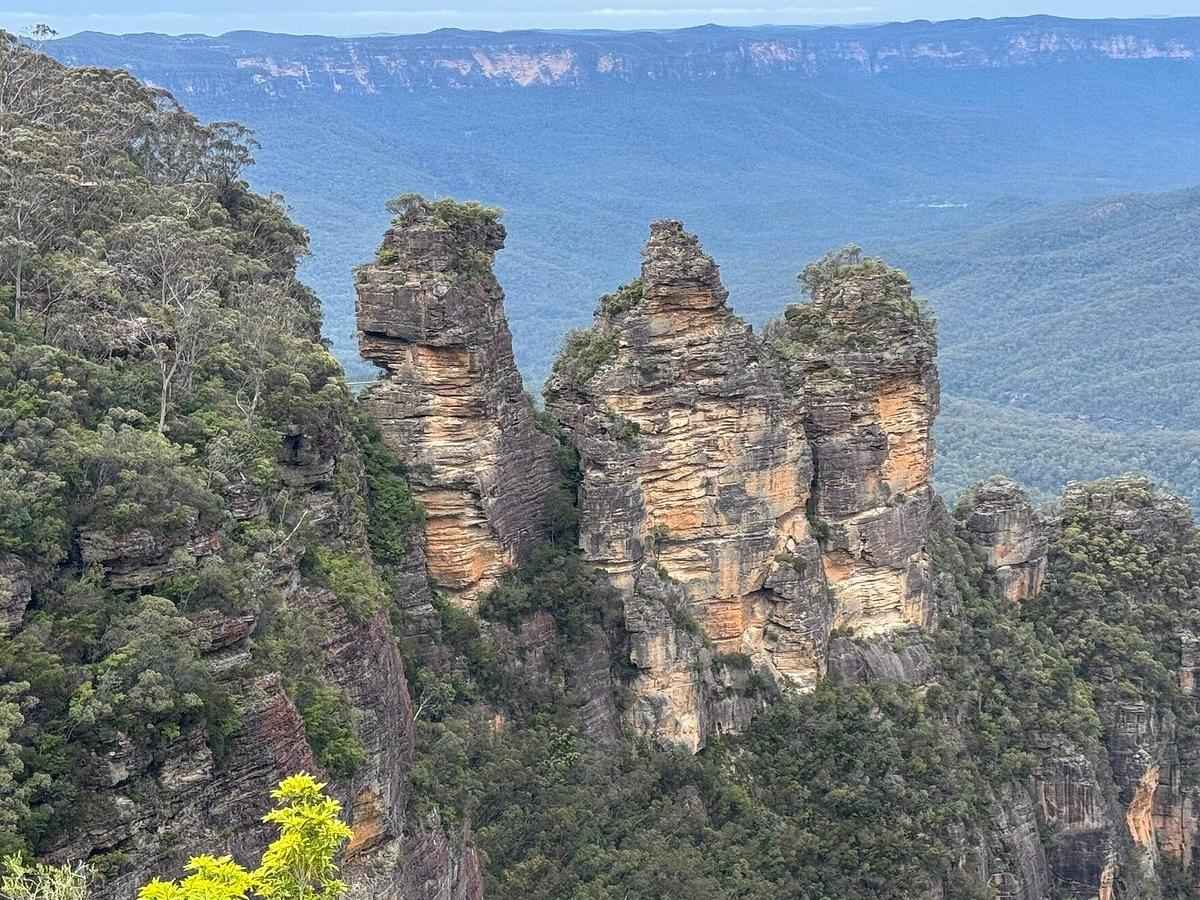 Echo Point Lookout: a great place to watch the sunrise and sunset