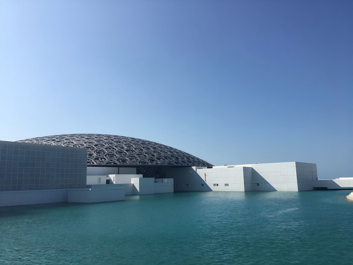 Is the Louvre Abu Dhabi Worth a Visit? Time, Value, and Experience from a Visitor’s Perspective