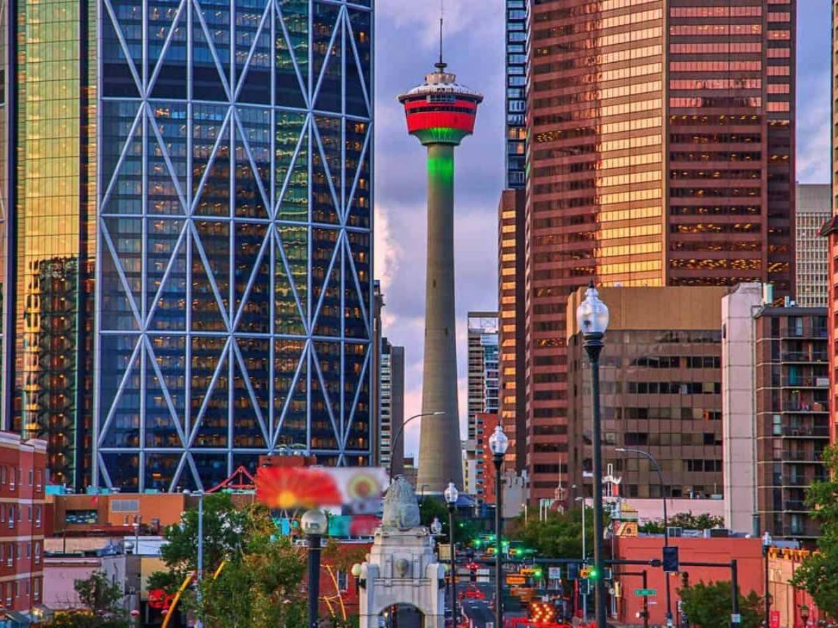 Don't step on the thunder! Calgary Tower Summit Guide