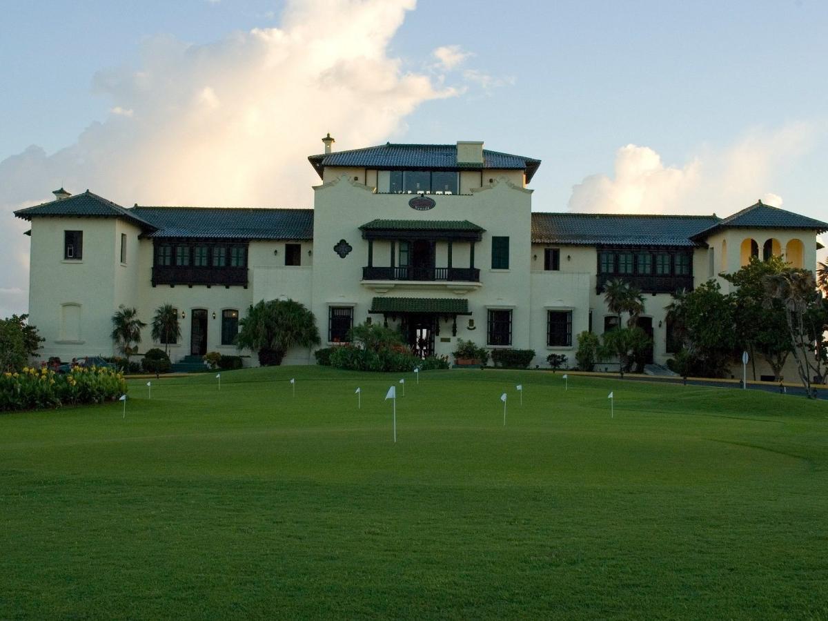 Why is Mansion Xanadu one of the most luxurious attractions in Varadero?