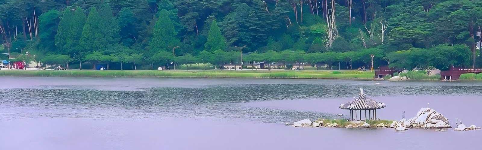 Gyeongpo Lake