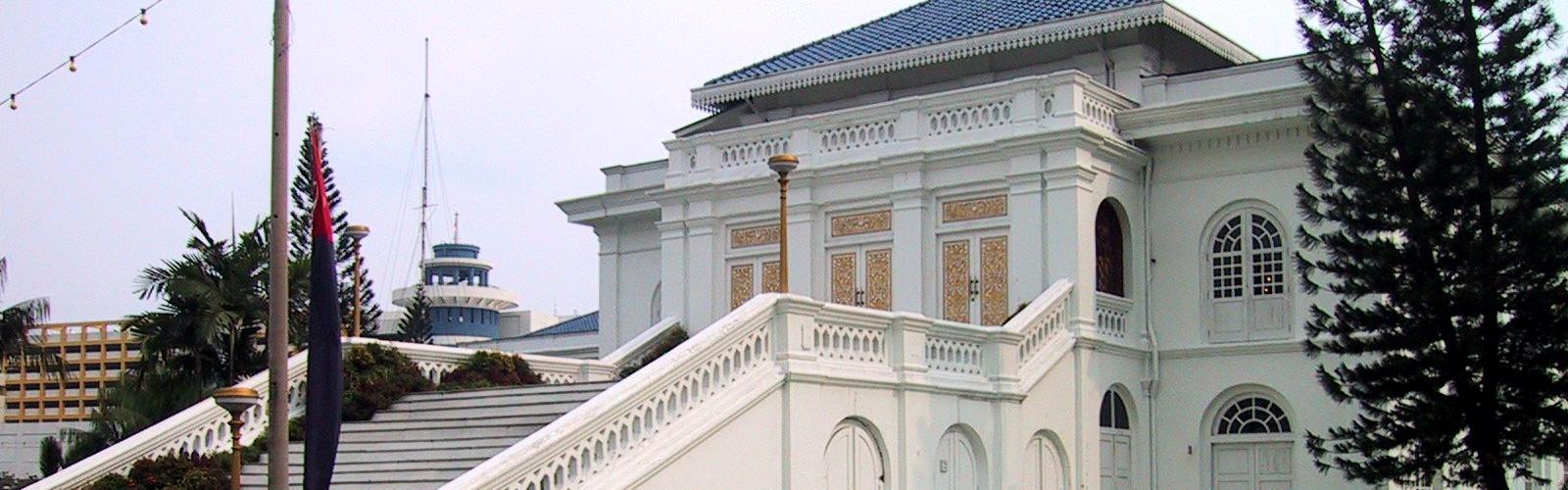 Istana Bukit Serene