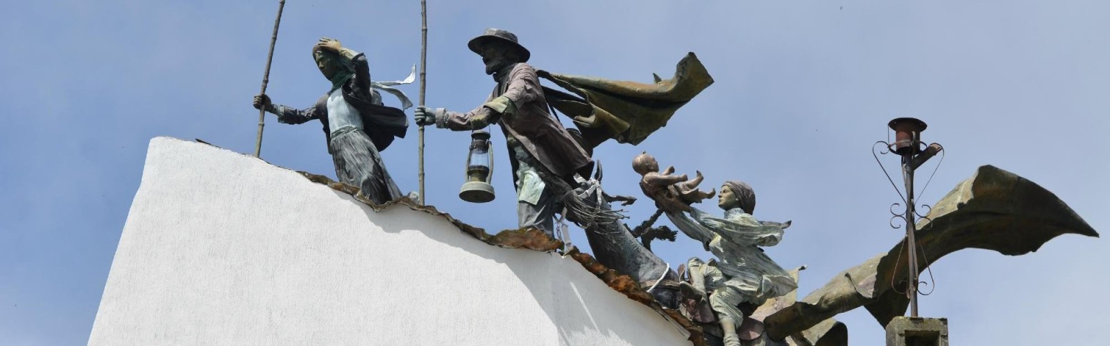 Monument to the Colonizers