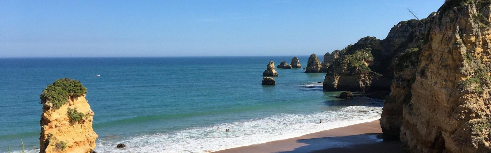 Camilo Beach