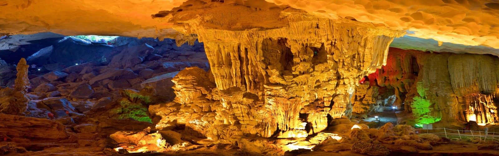 Sung Sot Cave