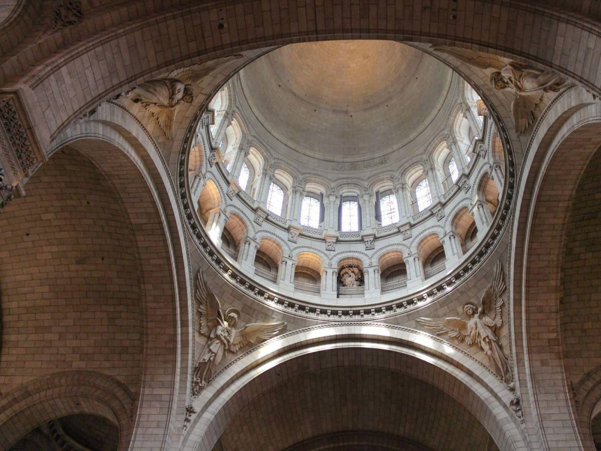 Climb to the top and overlook: Enjoy the panoramic view of Paris