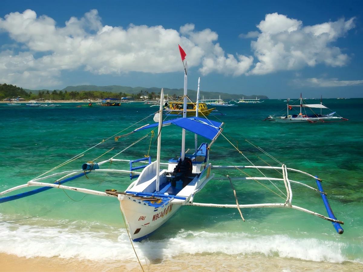 Convenient Transportation: An Easy-to-Reach Vacation Paradise