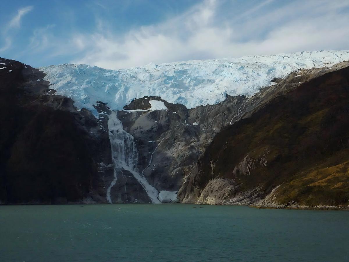 Discover the history: Tracing the footsteps of the past