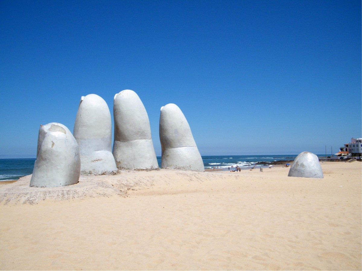 The “hand emerging from the sand” is more than just a Netflix sculpture!