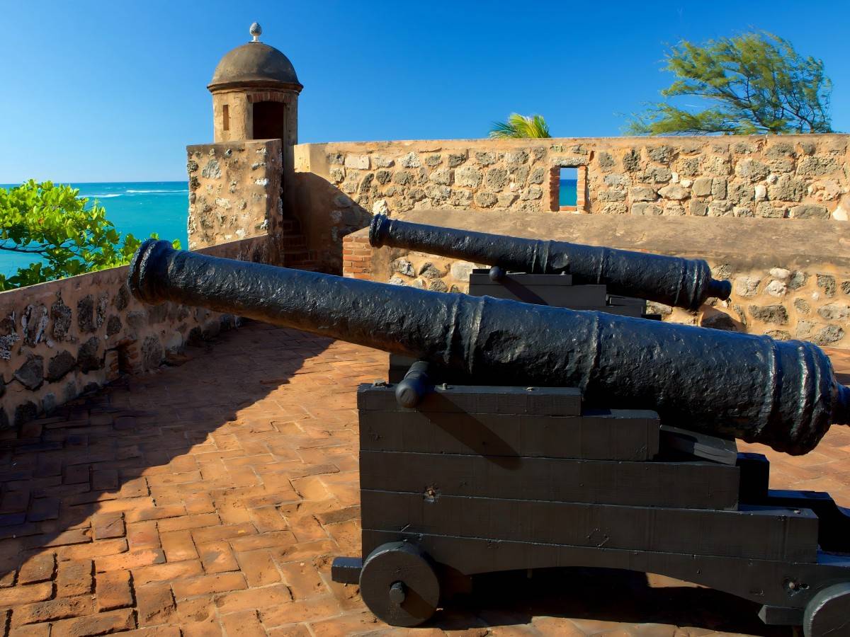 Explore the Museo de la Fortaleza