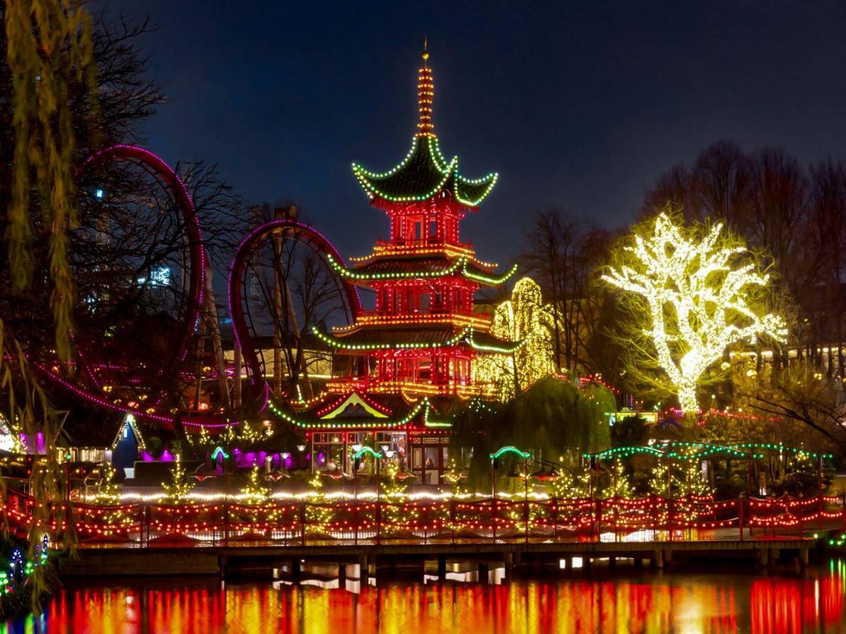 Featured amusement projects