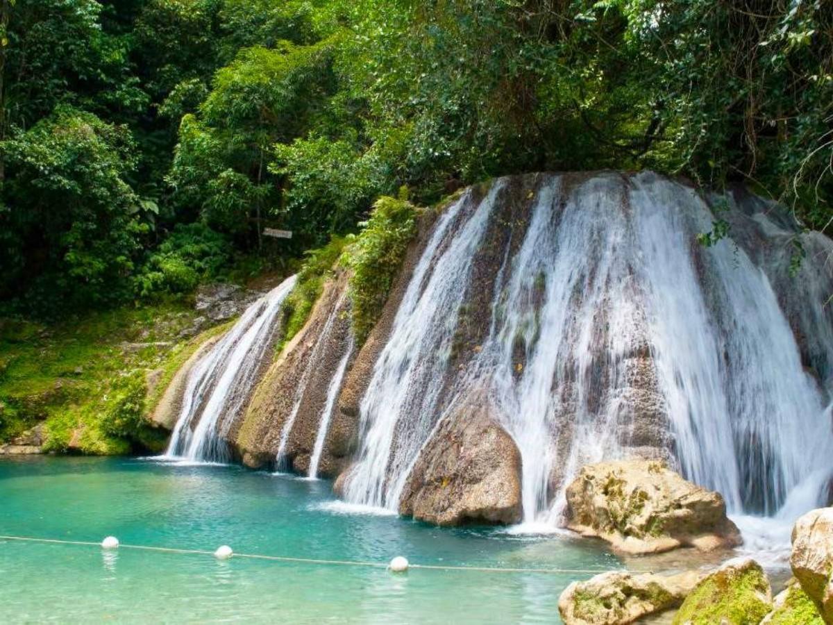 Must-do experience 3: Play in the natural swimming pool, suitable for the whole family