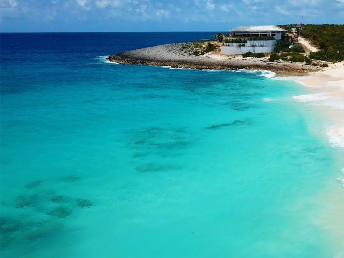 Enjoy the beach leisure time