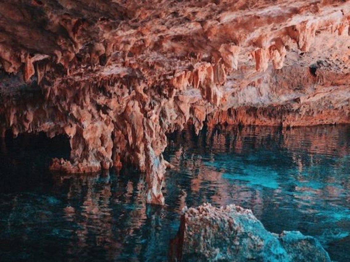 The unique charm of Anatakitaki Cave