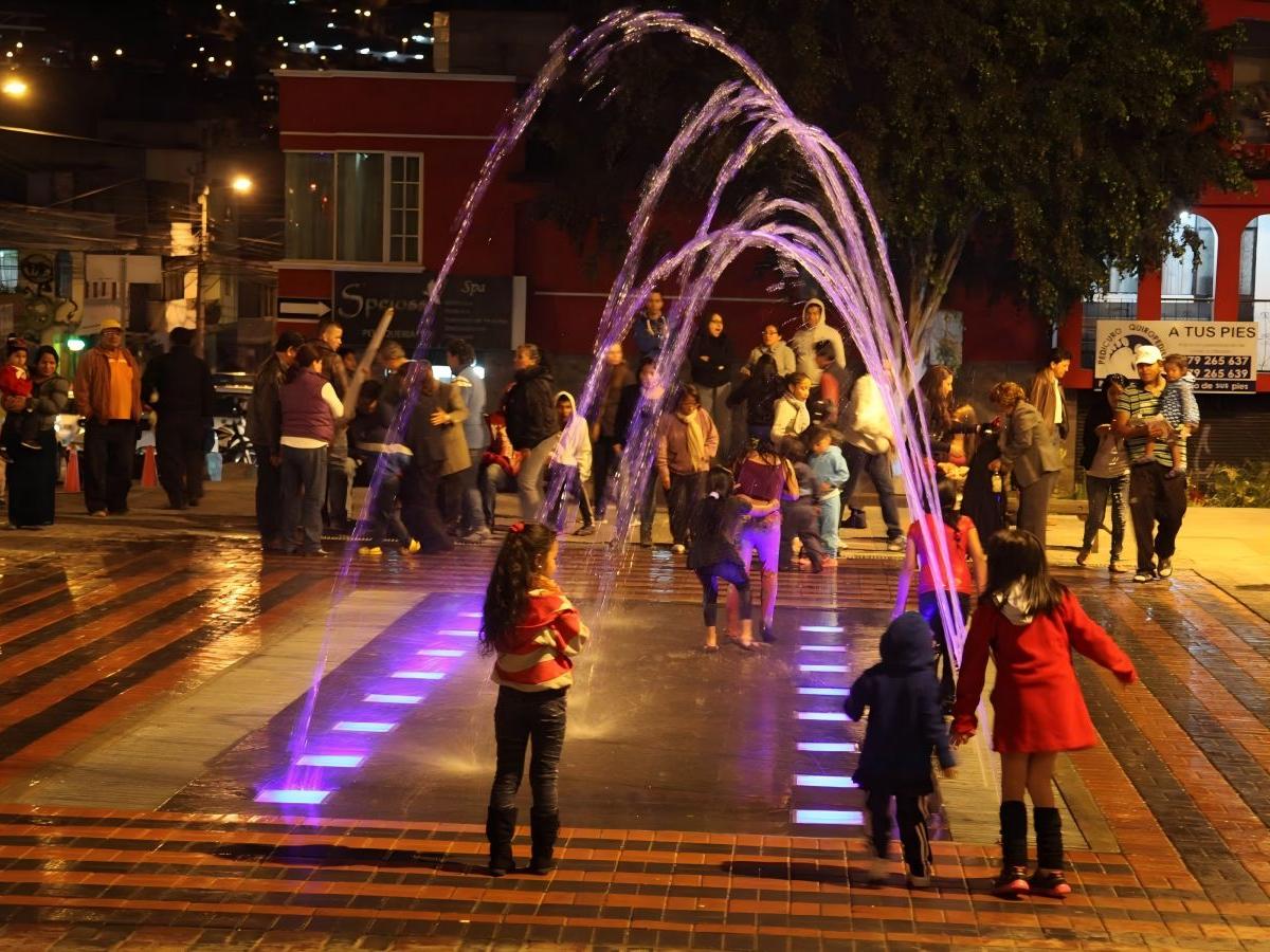 Cultural stage: The integration of art and folk customs