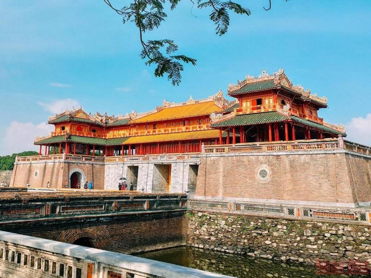 What to see in the Imperial City? Don't rush, step by step is interesting