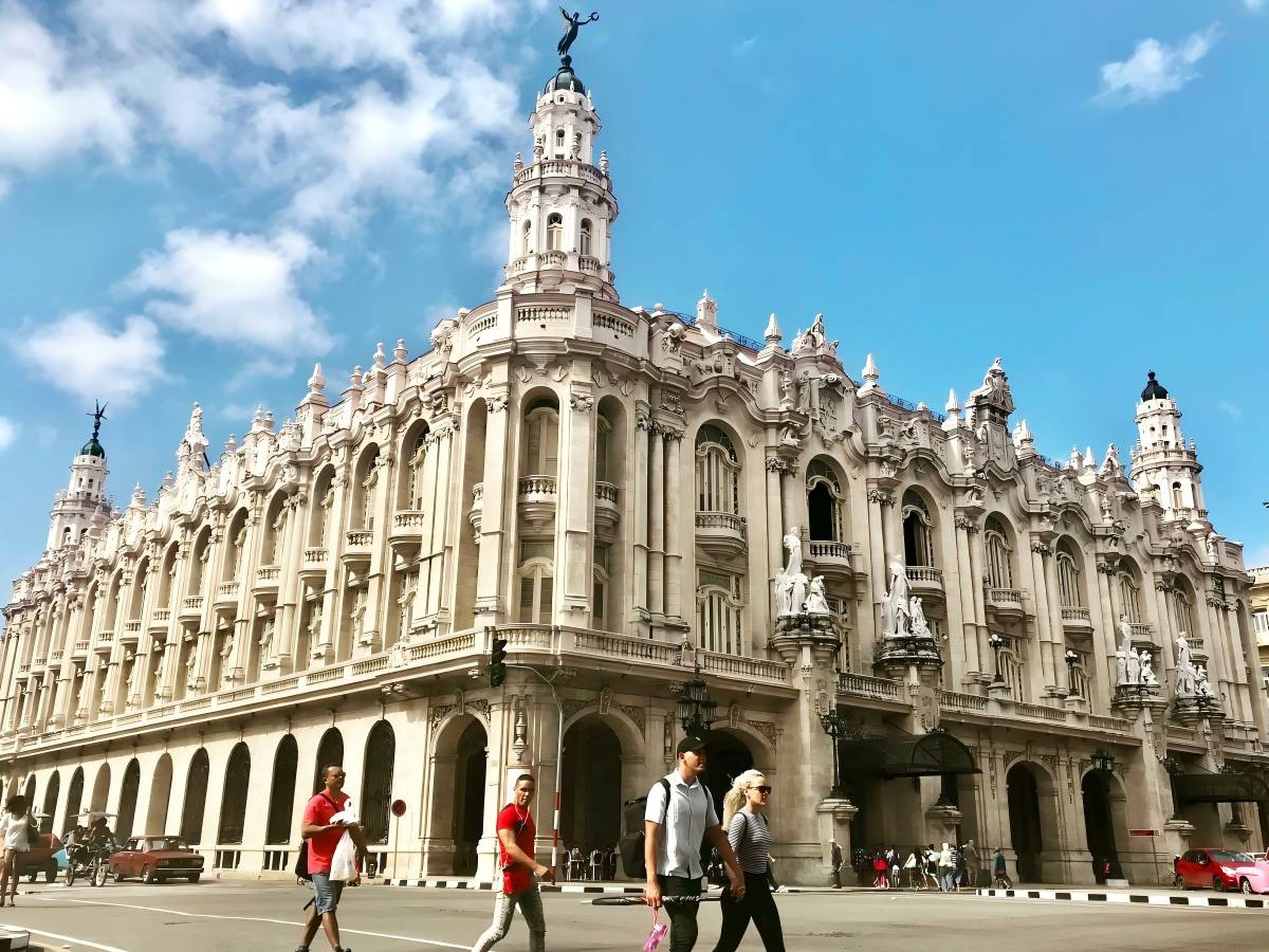 Havana Grand Theatera: History and Architectural Splendor