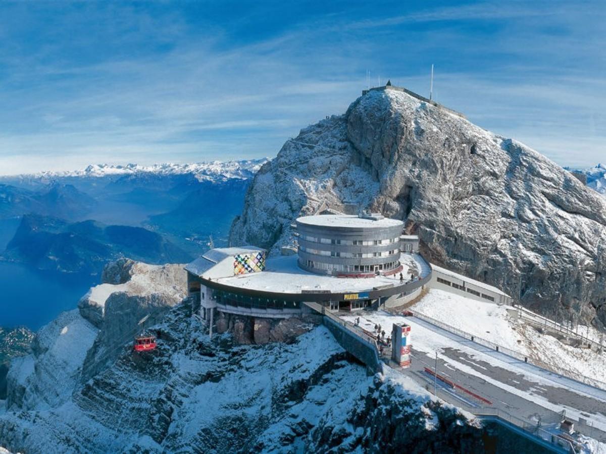 The Peak Experience: The Ultimate View and Relaxing Time