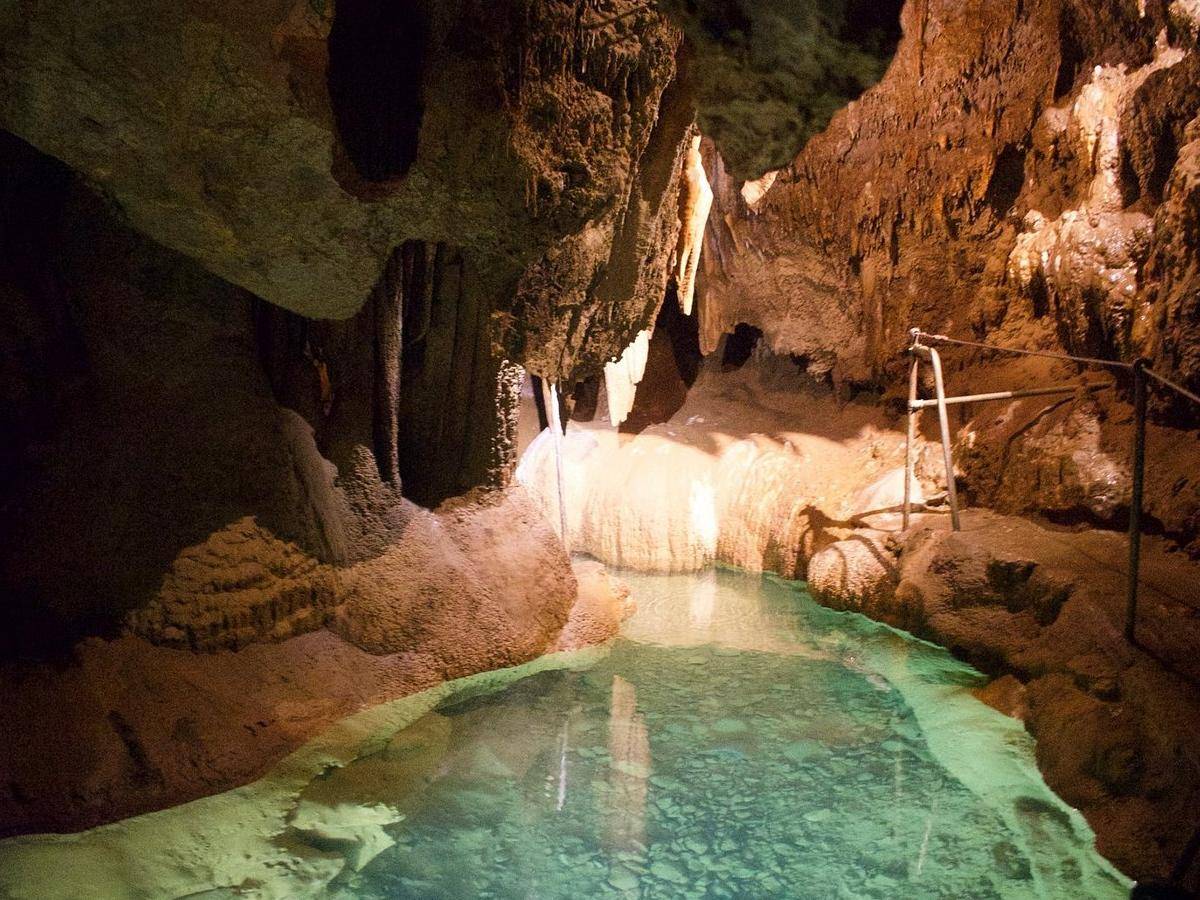 The Ancient History of Jenolan Caves