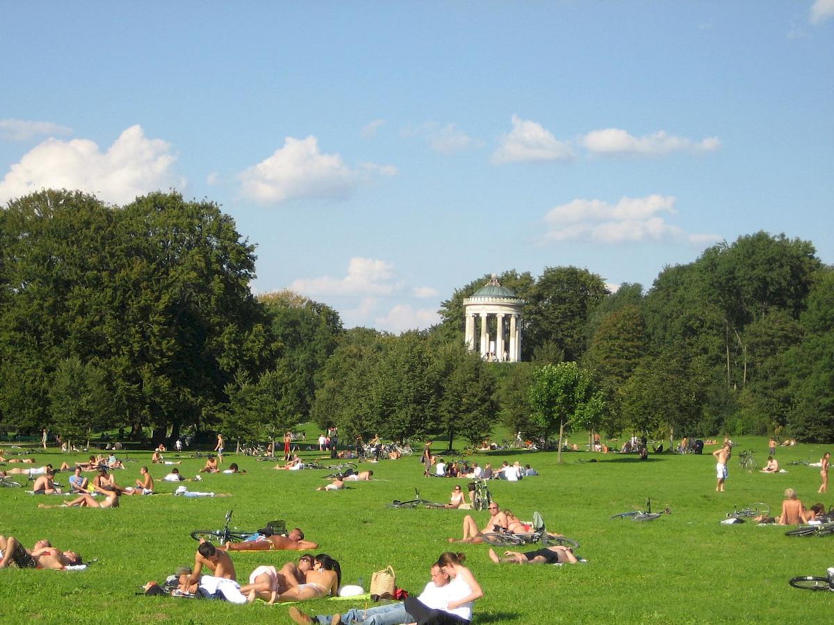 From royal property to public paradise