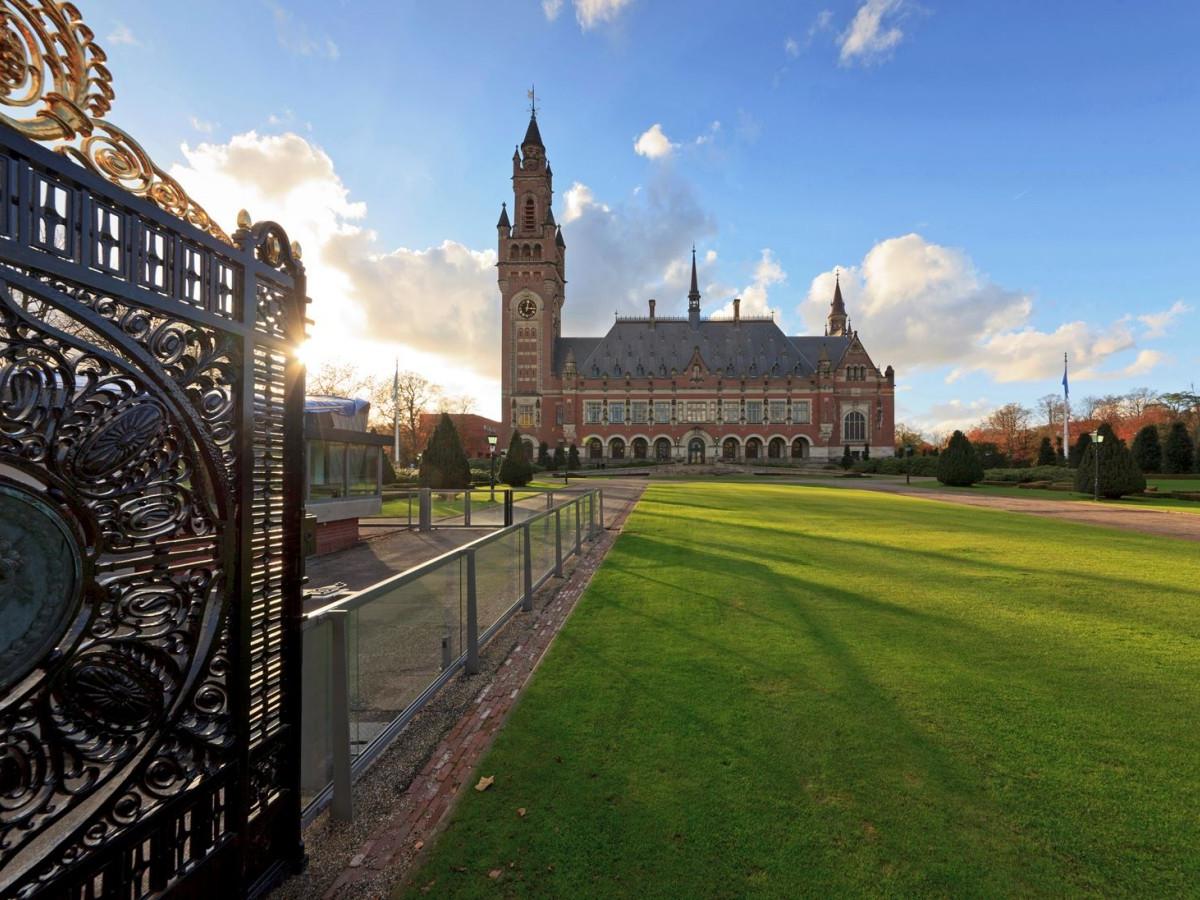 The best time to explore the Peace Palace and how to make an appointment
