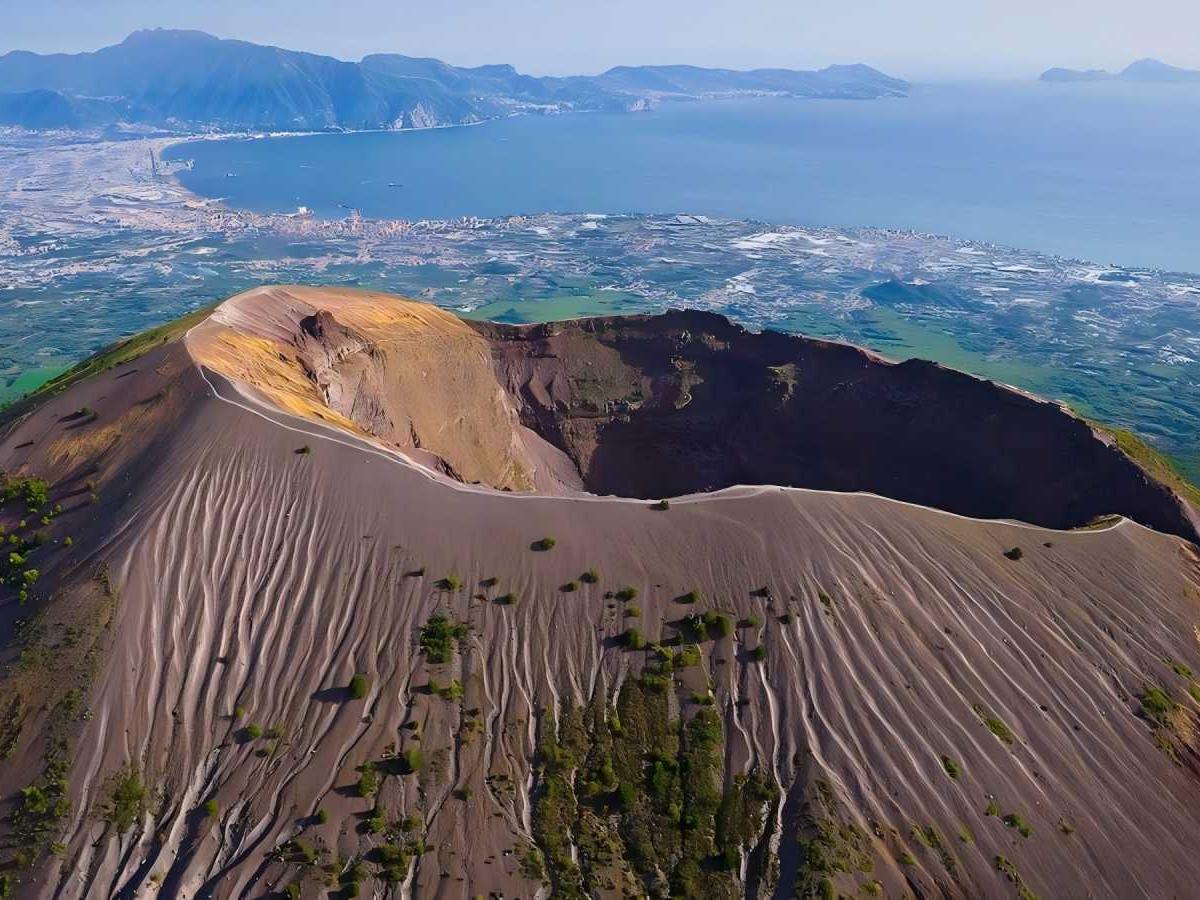 Safety tips for climbing the volcano