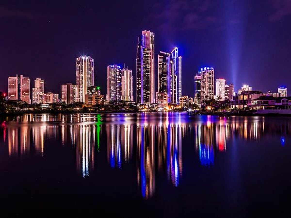 The perfect collision of urban charm and natural scenery