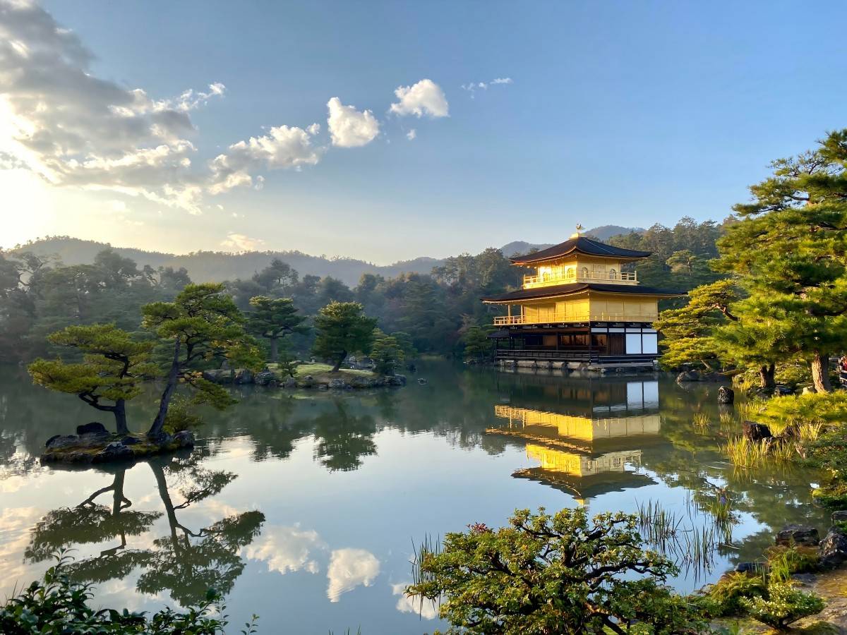 Understand the history and culture of Kinkakuji Temple and enrich the connotation of your trip