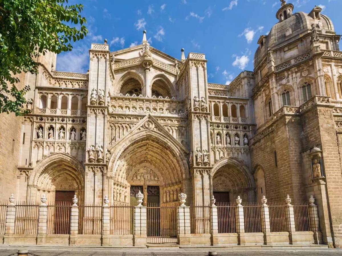 A shining pearl in the thousand-year-old city