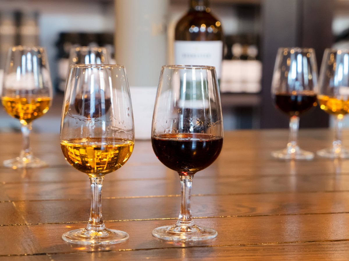Tasting port wine: a feast for taste buds