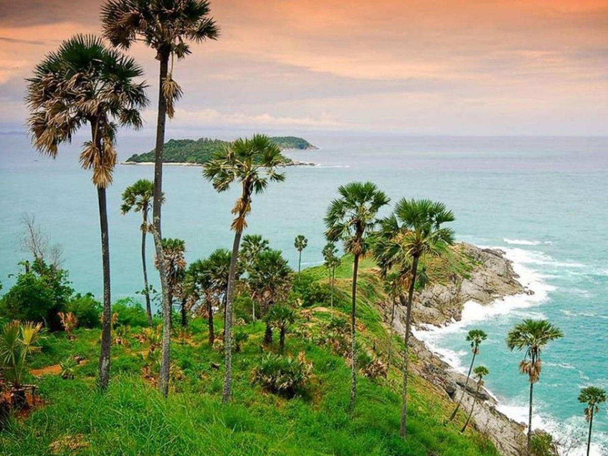 1. Geographical Coordinates: God's Cape, a Beacon for Navigators