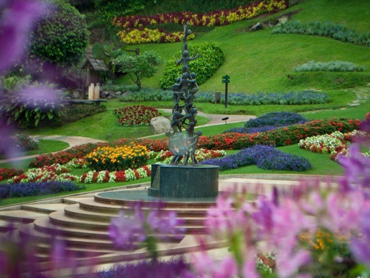A Fantasy World of Blooming Flowers